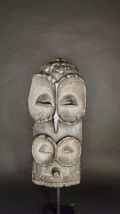 Masker - Bembe - Congo RDC, Antiek en Kunst, Kunst | Niet-Westerse kunst