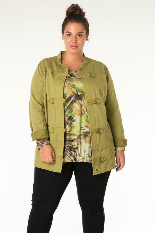 Jasje Yesta met knopen maat 50, Kleding | Dames, Jasjes, Kostuums en Pakken, Verzenden
