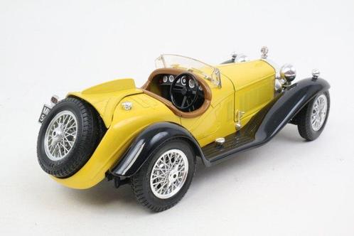 Bburago 1:18 - Voiture miniature - Alfa Romeo - 2300, Hobby en Vrije tijd, Modelauto's | 1:5 tot 1:12