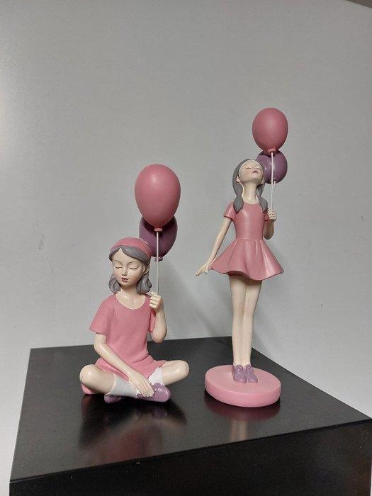 Statue, balloon girl - 29 cm - polyresin, Antiek en Kunst, Curiosa en Brocante