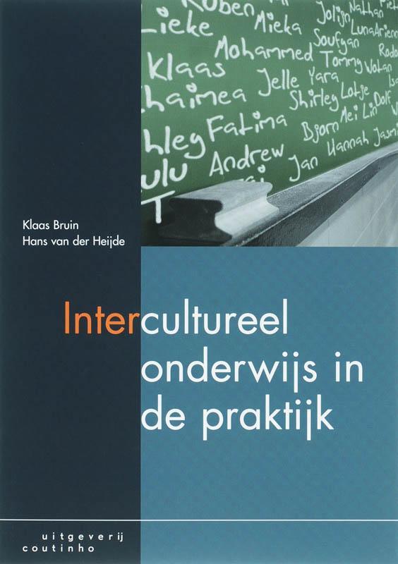 Intercultureel onderwijs in de praktijk 9789046900598, Boeken, Studieboeken en Cursussen, Gelezen, Verzenden