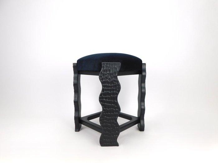 Wilk Brothers Furniture - Sebastian Wilk - Tabouret - Type14, Antiek en Kunst, Curiosa en Brocante