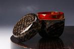 Japanse lakken theedoos (Natsume) — waar goud danst op zwart, Antiek en Kunst