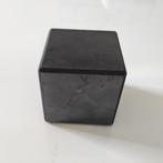 Grossa shungite Cube - Hauteur : 10 cm- 2500 2610 - (1), Verzamelen, Mineralen en Fossielen