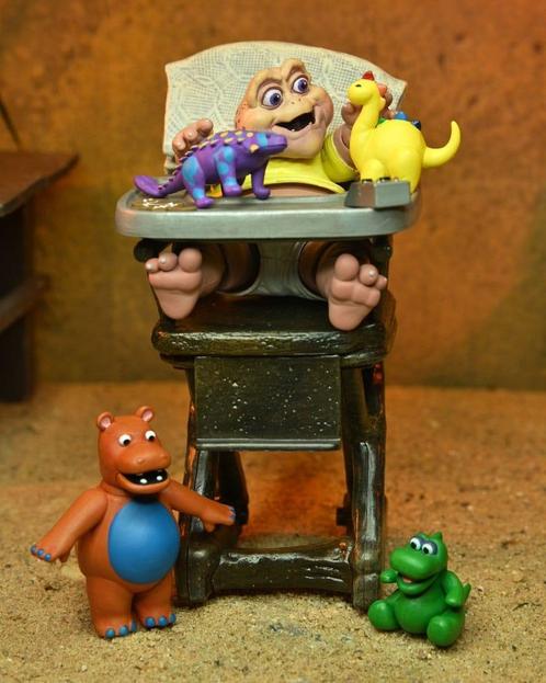 Dinosaurs Action Figure Ultimate Baby Sinclair 18 cm, Verzamelen, Film en Tv, Ophalen of Verzenden