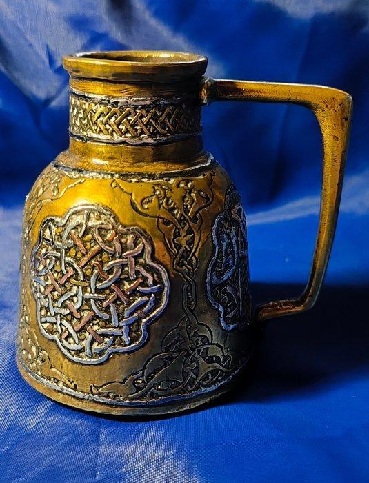 Een tweedelige antieke Oosterse koffieset. - Zilver, Messing, Antiek en Kunst, Kunst | Niet-Westerse kunst