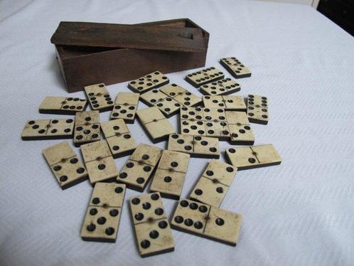Jeu de société - Antiek Dominospel in kistje Been en, Antiek en Kunst, Curiosa en Brocante