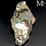 Un magnifique cristal de pyrite parfaitement formé Pyrite, Collections