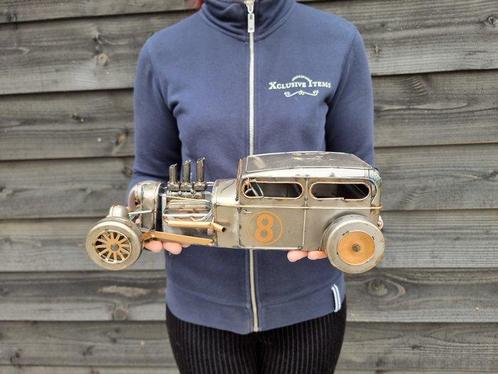 Decoratief ornament - Grote hotrodauto, Antiek en Kunst, Kunst | Designobjecten