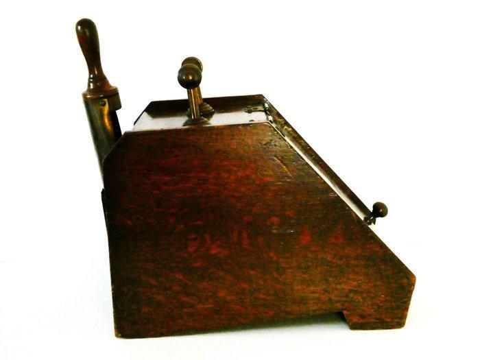 Bak (2) - Eik - 1900-1910 - Bak kolenbak houtbak, Antiek en Kunst, Curiosa en Brocante