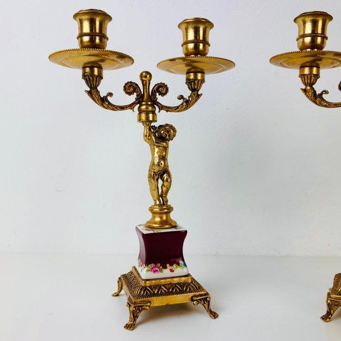 Kandelaar Set 2 Cherubijn putti kandelaars (2) - Porselein,, Antiek en Kunst, Curiosa en Brocante