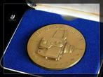 Hasselblad Commemorative Bronze Medal Ten Years on the, Nieuw