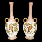 Aesthetic Franz Anton Mehlem blush ivory bottle vases with, Antiek en Kunst