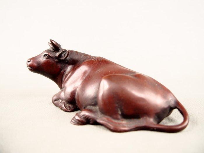 Brons - Hideyama  - Koeienbeeldje met een zachte, Antiek en Kunst, Antiek | Overige Antiek