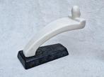 Lucas Florijn - sculptuur, Vrouwenfiguur - 23 cm - Plateel