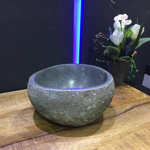 Fonteinkom BWS Natuursteen Lombok Riviersteen 25 cm, Doe-het-zelf en Bouw, Sanitair, Overige typen, Nieuw, Ophalen of Verzenden