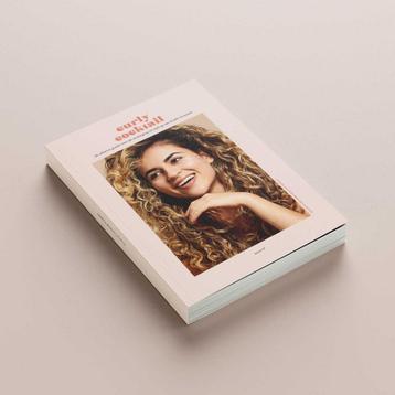 Curly Cocktail - Krullen Guide / Boek 9789090340586, Livres, Verzenden, Maaike Beckers