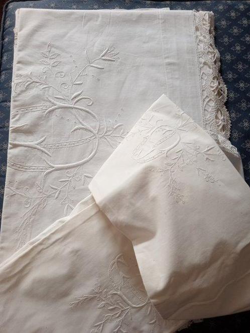 Drap de lit (3)  - 280 cm - 255 cm, Antiek en Kunst, Antiek | Tapijten, Tafelkleden en Textiel