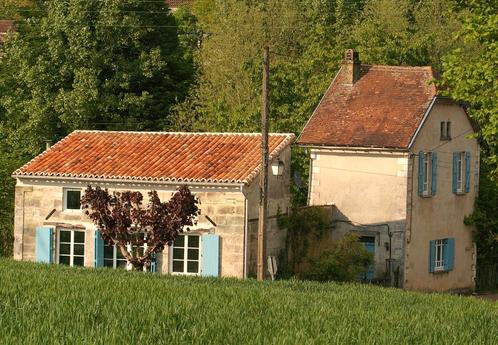 vrijst.vakantiehuis 8p.sauna jacuzzi vrij uitzicht bij dorp, Vacances, Maisons de vacances | France