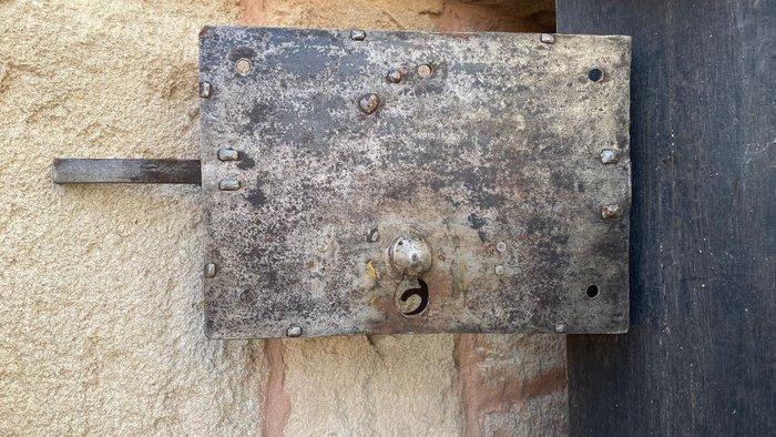 Slot en sleutel (2), Antiek en Kunst, Antiek | Overige Antiek