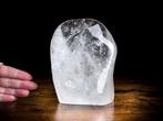 Mooie vrije vorm van bergkristal Geode- 2.6 kg, Verzamelen, Mineralen en Fossielen