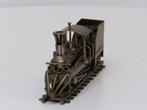 Metalen locomotief met sleeptender, lengte 25 cm. breedte..., Collections, Trains & Trams, Ophalen of Verzenden