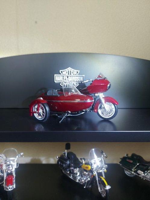 Maisto 1:8 - Moto miniature (22) - Harley Davidson, Hobby en Vrije tijd, Modelauto's | 1:5 tot 1:12