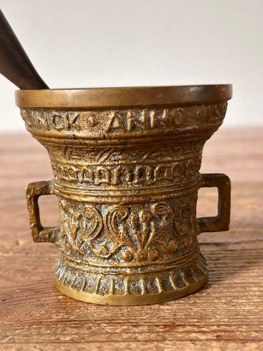 Vijzel en stamper (2) - Brons, Antiek en Kunst, Antiek | Keukengerei