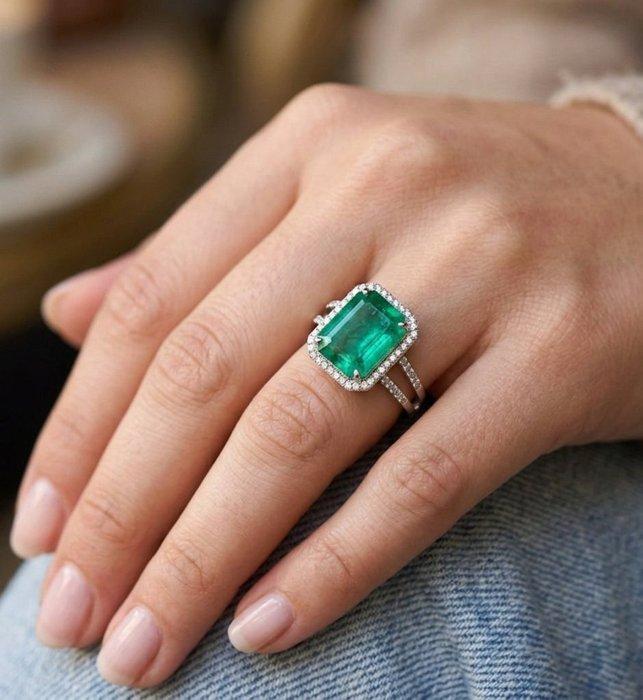 Ring Platina - 3.30ct. tw. Smaragd - Diamant, Handtassen en Accessoires, Ringen