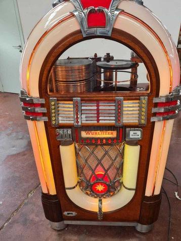 WURLITZER - 1015 Jukebox beschikbaar voor biedingen