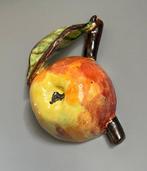 Fons van Laar (1959) - Sculpture, Apfel - 9 cm - Argile,