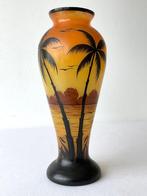 Art Deco vaas met Tropisch landschap - “JOMA” Joseph