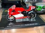 IXO 1:43 - Moto miniature (4) - DUCATI Desmosedici #12 T., Nieuw