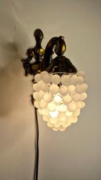 Wandlamp - Gegoten messing, geblazen en gestraald -