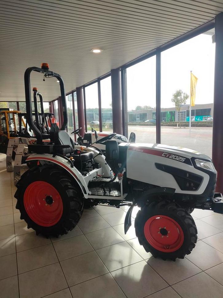 Bobcat compact tractor 25pk automaat 4x4 Stock promo Nieuw, Zakelijke goederen, Landbouw | Tractoren, Nieuw, tot 80 Pk