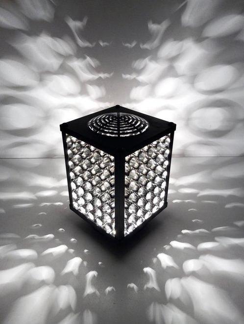 Tafellamp - Hpvc - Space Age Cubic design, Antiek en Kunst, Kunst | Designobjecten