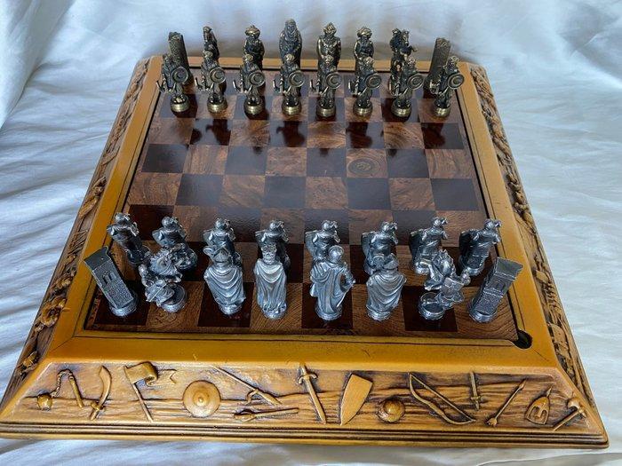 Schaakspel - legering, hout, Antiek en Kunst, Curiosa en Brocante