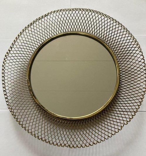 Spiegel  - Metaal - Vintage spiegel met messing rand in, Antiek en Kunst, Kunst | Designobjecten