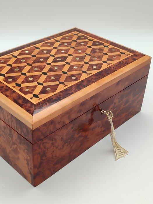 Sieradendoos - Hout (Thuya), hout, parelmoer, marqueterie,, Antiek en Kunst, Curiosa en Brocante