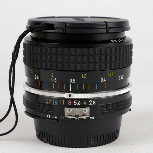 Nikon Nikkor 2,8/28mm Groothoeklens, Audio, Tv en Foto, Fotocamera's Analoog