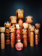 Figurine (13) - Douze grandes kokeshi traditionnelles de