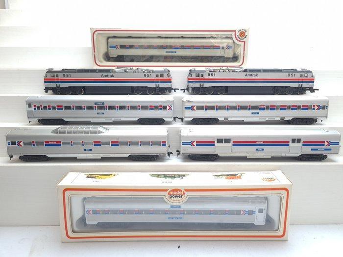 Bachmann H0 - Treinset (8) - 8-delige AMTRAK trein met -, Hobby en Vrije tijd, Modeltreinen | H0