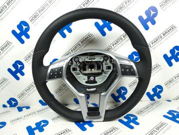 Stuurwiel A-klasse w176 / C-klasse w204 AMG nieuw bekleed... beschikbaar voor biedingen