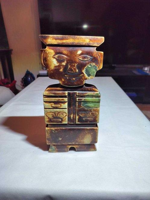 Chinois ancien jade Néolithique - Artéfact en jade nephrite, Verzamelen, Mineralen en Fossielen