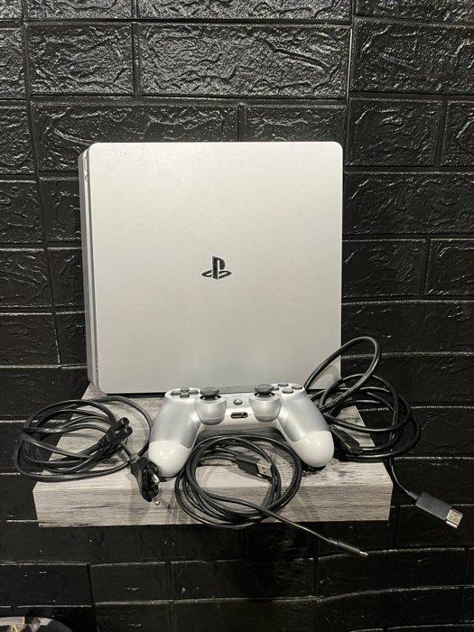 Sony - Playstation 4 (PS4) - Slim silver 2TB - Spelcomputer, Consoles de jeu & Jeux vidéo, Consoles de jeu | Accessoires Autre