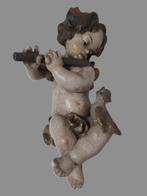 Snijwerk, Holzfigur - farbiger Engel mit Querflöte und ein, Antiek en Kunst