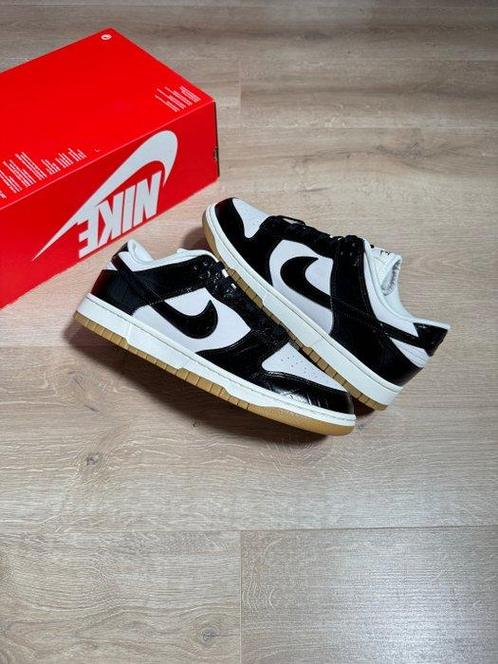 Nike - Sneakers - Taille : EU 44 - Neuf avec étiquette, Kleding | Heren, Schoenen