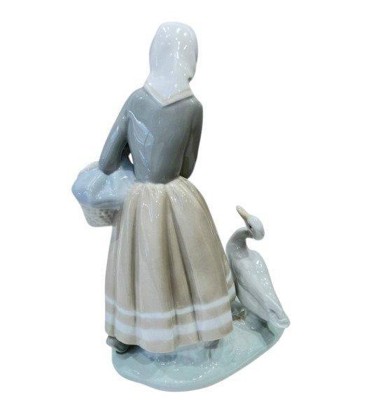 Lladró - Beeld, Shepherd with ducks - 23.5 cm - Porselein, Antiek en Kunst, Antiek | Glaswerk en Kristal