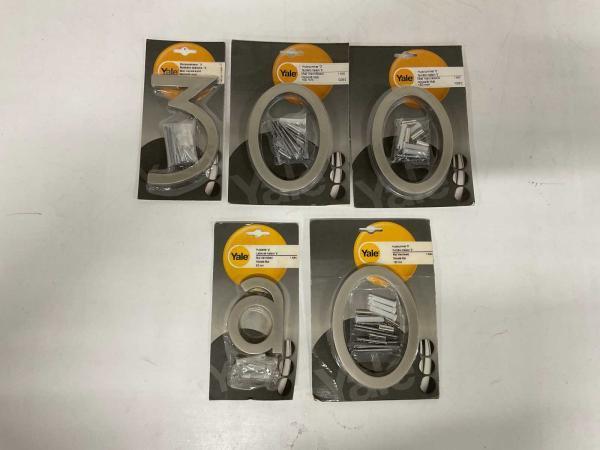 Veiling - Yale huisnummer set 5-delig, Doe-het-zelf en Bouw, IJzerwaren en Bevestigingsmiddelen