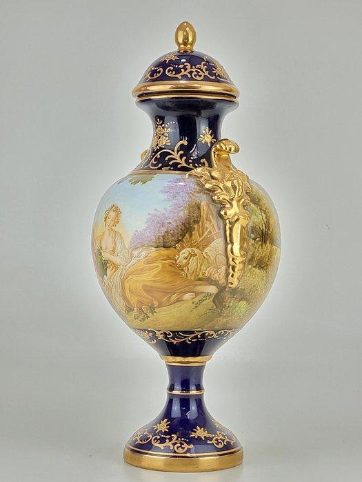 Vaas - Porselein - Romantische vaas met deksel, Antiek en Kunst, Antiek | Glaswerk en Kristal